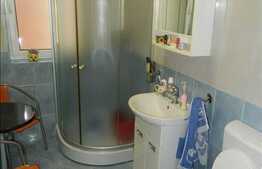 2 camere 58.8 mp utili, etaj intermediar, cu loc de parcare in zona Eroilor!