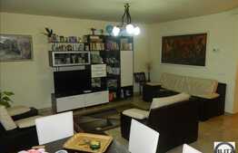 2 camere 58.8 mp utili, etaj intermediar, cu loc de parcare in zona Eroilor!