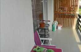 Vanzare 2 camere, 56 mp, cu 2 balcoane, zona strazii Eroilor