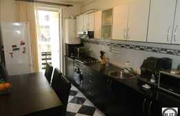 Vanzare 2 camere, 56 mp, cu 2 balcoane, zona strazii Eroilor