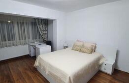 Apartament 3 camere, LUX, parcare, curte privata, zona Ioan Rus
