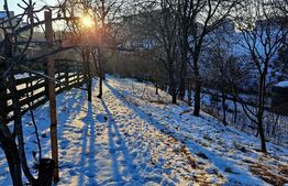 Teren cu suprafata de 560 mp, cu casa veche,situat in cartierul Andrei Muresanu