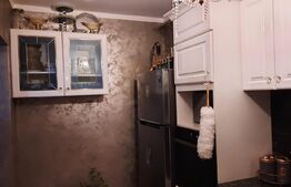 Apartament 3 camere 2 bai,  decomandat, 71 mp zona Regal