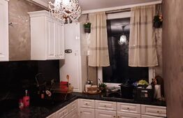 Apartament 3 camere 2 bai,  decomandat, 71 mp zona Regal