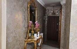 Apartament 3 camere 2 bai,  decomandat, 71 mp zona Regal