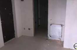 3 camere, etaj intermediar, zona strazii Tauti! Semifinisat! Parcare cu CF!