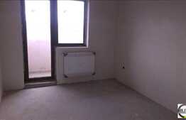 3 camere, etaj intermediar, zona strazii Tauti! Semifinisat! Parcare cu CF!