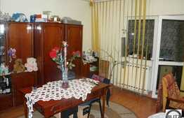 Vanzare apartament cu 2 camere, Orientare Estica, zona Billa