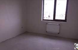 2 camere, 54 mp, balcon, semifinisat!Imobil finalizat in 2014! Parcare inclusa!