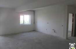 Apartament semifinisat cu 2 camere, 66 mp, zona aerisita! Loc parcare!