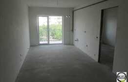 De vanzare 1 camera, 43 mp, balcon, decomandat, zona linistita! Semifinisat!