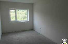 3 camere, 77 mp, etaj intermediar! Semifinisat! Zona Teilor! Pret OPORTUN!