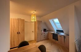 Apartament de 3 camere, 80mp, cheltuieli incluse, zona Centrala