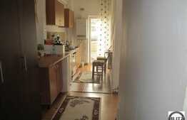 De vanzare 2 camere, 46 mp, balcon, zona Teilor! Pret bun! Mobilat!