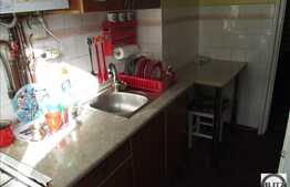 Vanzare apartament 3 camere, 58 mp utili, semidecomandat, zona linistita!