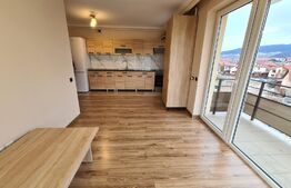 Totul nou, 3 camere, luminos, parcare, zona strazii Florilor!