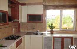 De vanzare, 3 camere, imobil nou, scara interioara, parcare, zona Alverna!