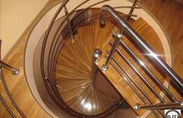 De vanzare, 3 camere, imobil nou, scara interioara, parcare, zona Alverna!