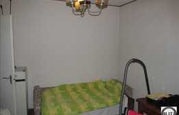 De vanzare 2 camere, 47 mp utili, balcon, zona Hotelului Royal!