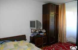 Apartament 3 camere, 65 mp utili, decomandat, garaj, zona Casa Radio