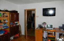 Apartament 3 camere, 65 mp utili, decomandat, garaj, zona Casa Radio