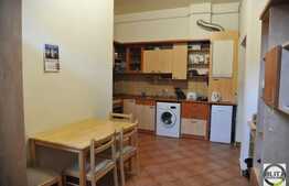 Vanzare 2 camere, decomandat, 113 mp, 1 loc de parcare, zona Piata Unirii!