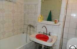 Vanzare 3 camere, 53 mp utili, orientare sudica, zona strazii Fantanele!