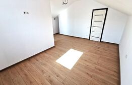 Casa tip duplex, P+M , 3 dormitoare, 101mp, teren 250mp, Stupini