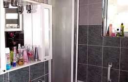 Apartament de vanzare, 3 camere, etaj intermediar, zona Fantanele!