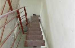 Apartament cu scara interioara, 118.25 mp, semifinisat, zona linistita! Parcare!