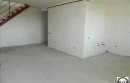 Apartament cu scara interioara, 118.25 mp, semifinisat, zona linistita! Parcare!