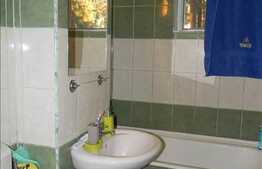 Vanzare 1 camera 36 mp utili, decomandat, boxa la subsol, zona strazii Donath!