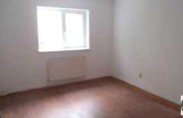 De vanzare apartament cu 2 camere, decomandat, 51 mp utili!