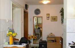 Apartament 3 camere, 60 mp utili, decomandat, boxa la subsol, zona strazii Gruia