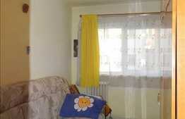 Apartament 3 camere, 60 mp utili, decomandat, boxa la subsol, zona strazii Gruia