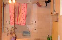 Apartament 3 camere, 60 mp utili, decomandat, boxa la subsol, zona strazii Gruia