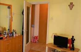 Apartament 3 camere, 60 mp utili, decomandat, boxa la subsol, zona strazii Gruia