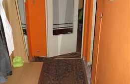 Vanzare 2 camere, decomandat, 46 mp, etaj intermediar, zona Bd-ul Muncii!