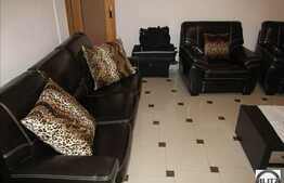 Apartament de vanzare, 2 camere, 60 mp, etaj intermediar, boxa, zona N.Titulescu