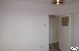 Vanzare 2 camere, 44 mp utili, balcon, etaj intermediar, zona strazii Baisoara!