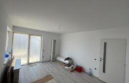 Apartament 3 camere, etaj intermediar, parcare, bloc NOU, zona Porii