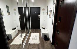 Apartament 3 camere, 74 mp, etaj intermediar, boxa, parcare, zona Sub Cetate!