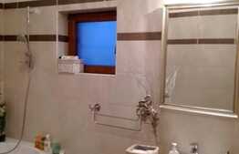 Vanzare apartament cu 3 camere, 72 mp si terasa 10 mp