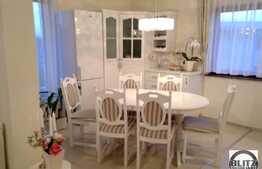 Vanzare apartament cu 3 camere, 72 mp si terasa 10 mp