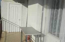 1 camera, 34 mp, balcon, etaj intermediar, zona strazii Eroilor! Parcare!