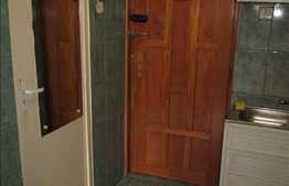 Garsoniera de vanzare 21 mp, etaj intermediar, parcare, zona strazii Cojocnei!