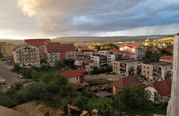View Spectaculos! Apartament 3 camere, semidecomandat, 98 mp, zona Manastur