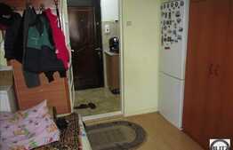 De vanzare garsoniera, 22 mp utili, loc de parcare, zona strazii Dejului!