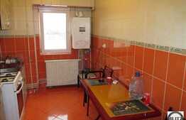 Vanzare 3 camere, decomandat, 62 mp utili, zona strazii Aurel Vlaicu!