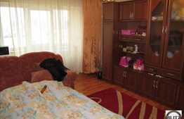 Vanzare 3 camere, decomandat, 62 mp utili, zona strazii Aurel Vlaicu!